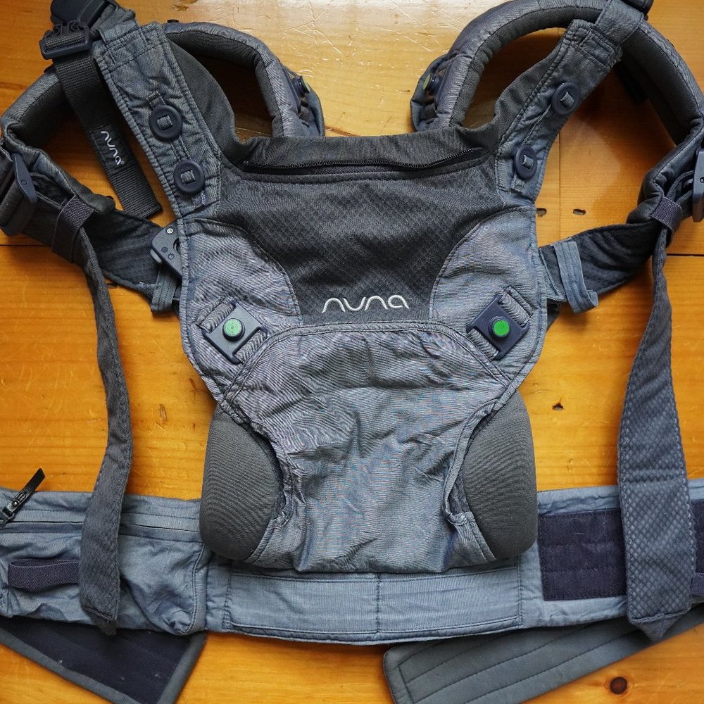 Nuna CUDL Baby Carrier Softened Denim